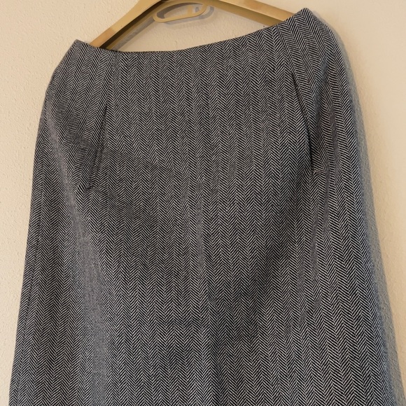 oscar de la renta  knirt , size 4 - Picture 3 of 3